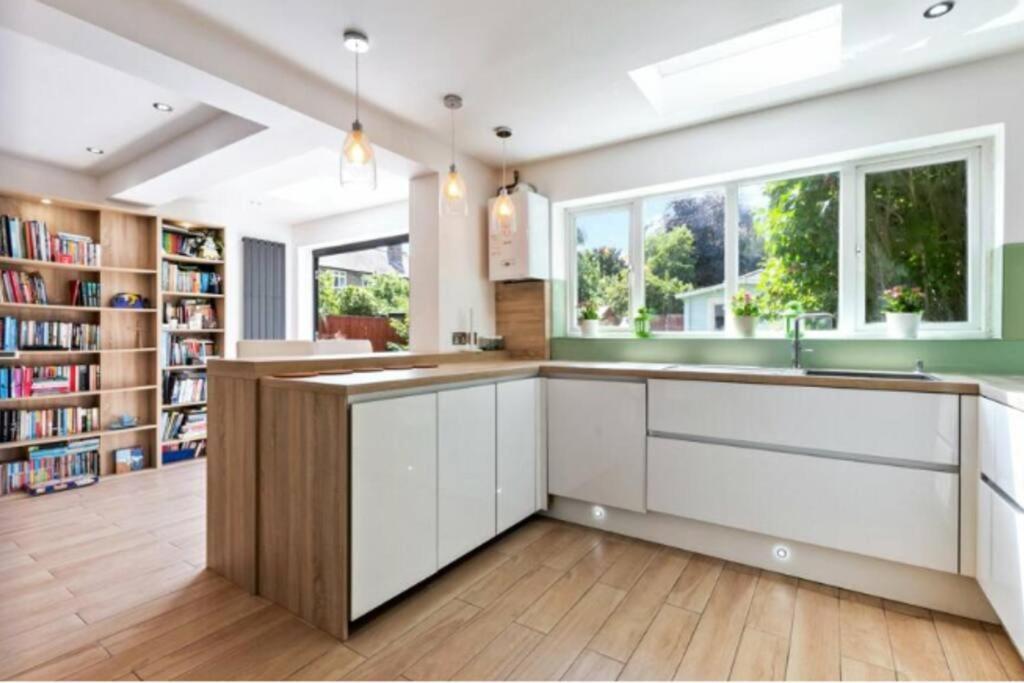 Large Family Home Near Richmond Park New Malden Esterno foto