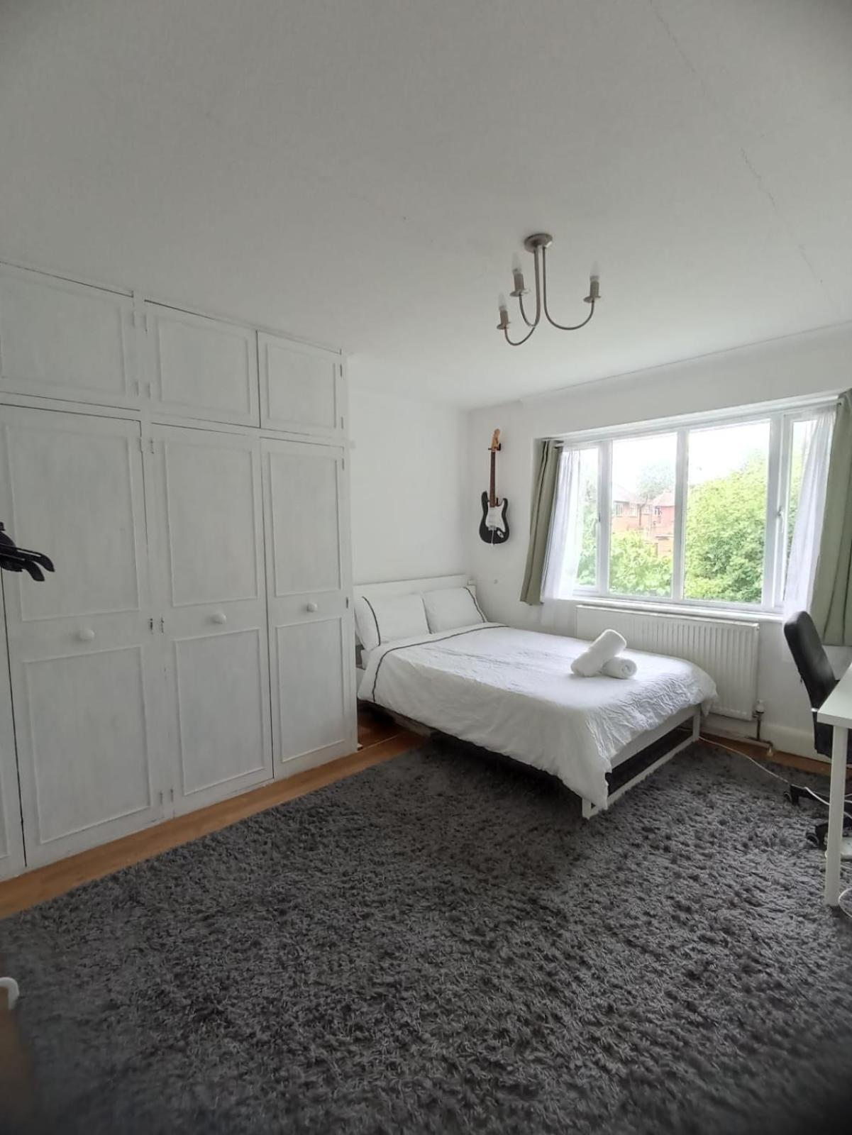 Large Family Home Near Richmond Park New Malden Esterno foto