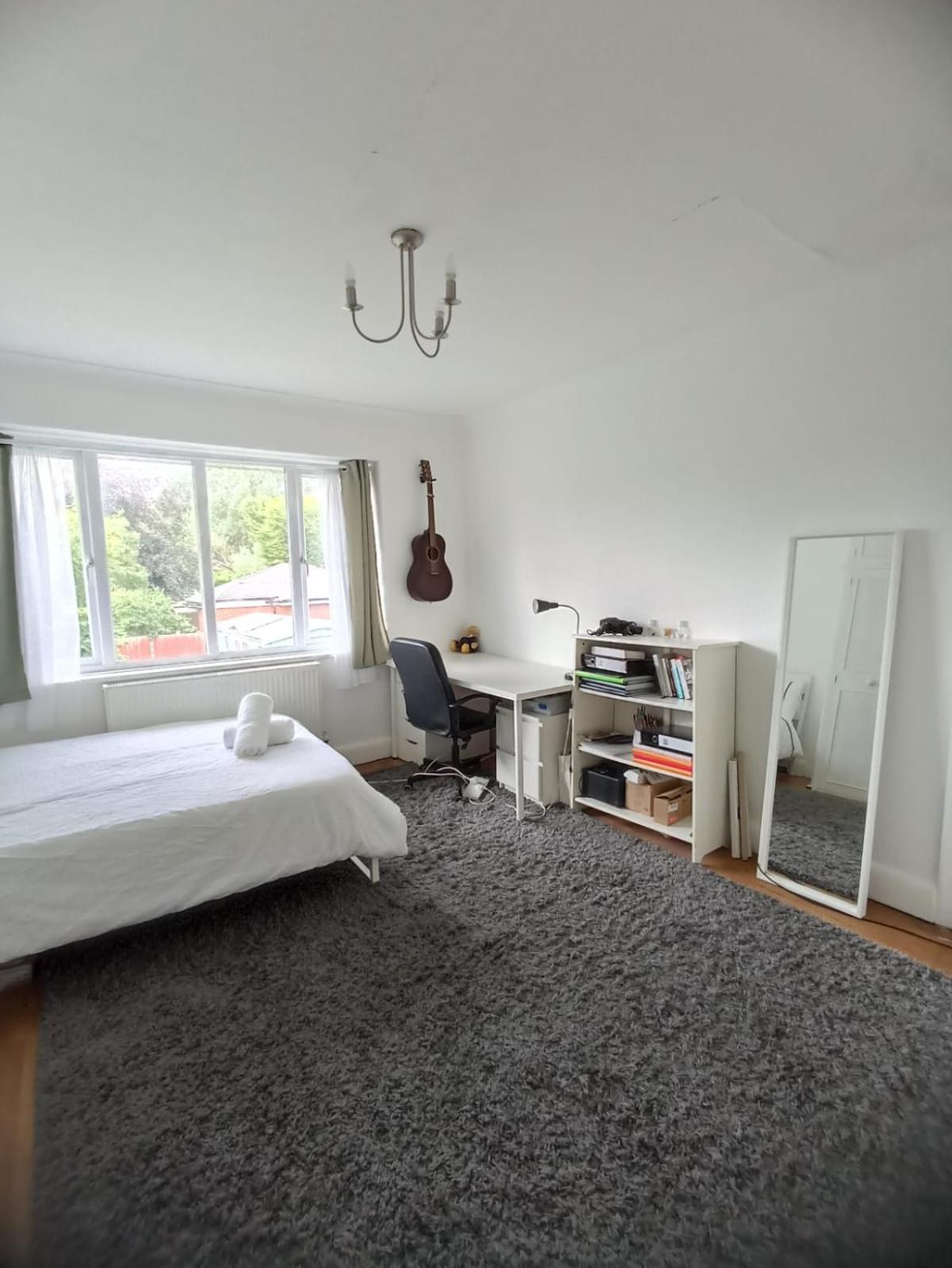 Large Family Home Near Richmond Park New Malden Esterno foto